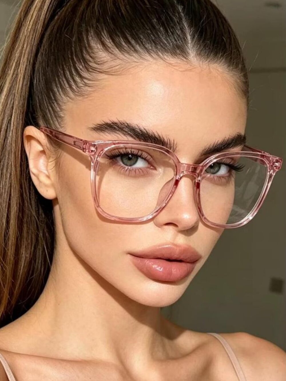 Retro pink frame glasses